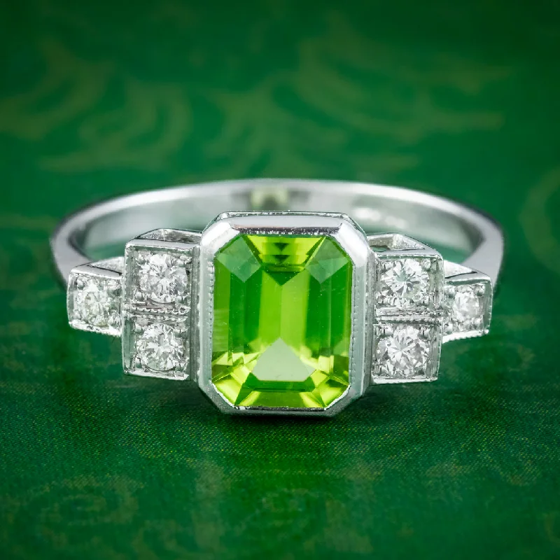 Classic Men’s Wedding Ring with Engraving-Art Deco Style Peridot Diamond Ring 1.5ct Peridot