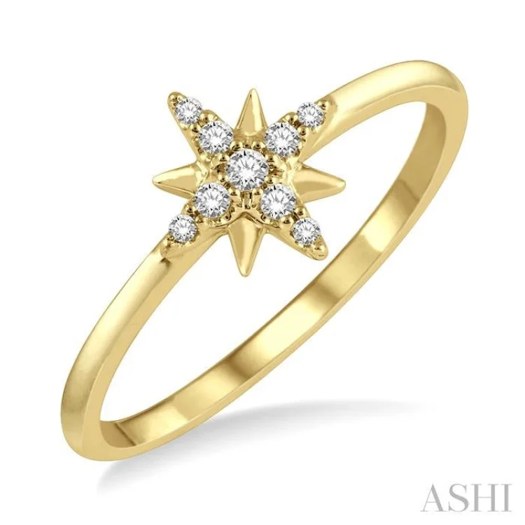 Classic Diamond Ring for Engagement-1/10 Ctw Star Center Round Cut Diamond Petite Fashion Ring in 10K Yellow Gold