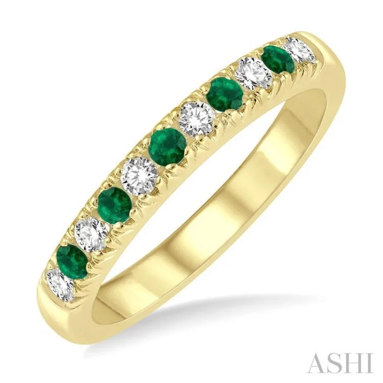 Vintage Wedding Ring for Couples-1/5 ctw Round Cut Diamond and 2MM Emerald Precious Wedding Band in 14K Yellow Gold