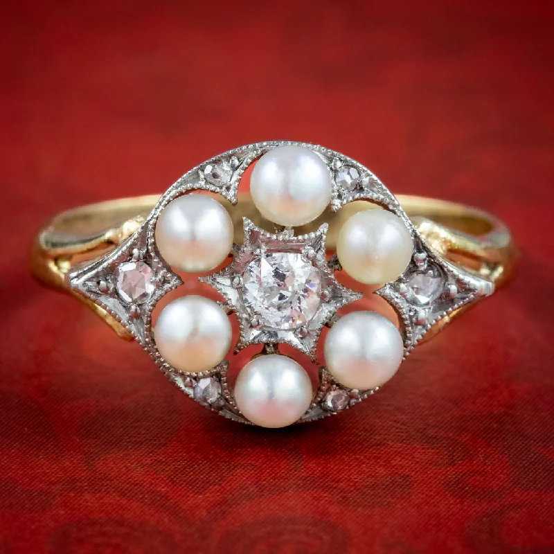 Elegant Wedding Band for Women-Vintage Pearl Diamond Cluster Ring