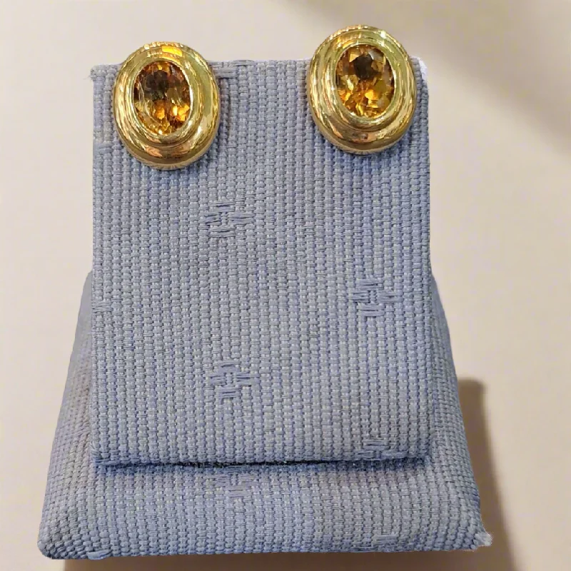 Elegant Gold Earrings for Brides-Earrings in 18k gold with Citrine stones