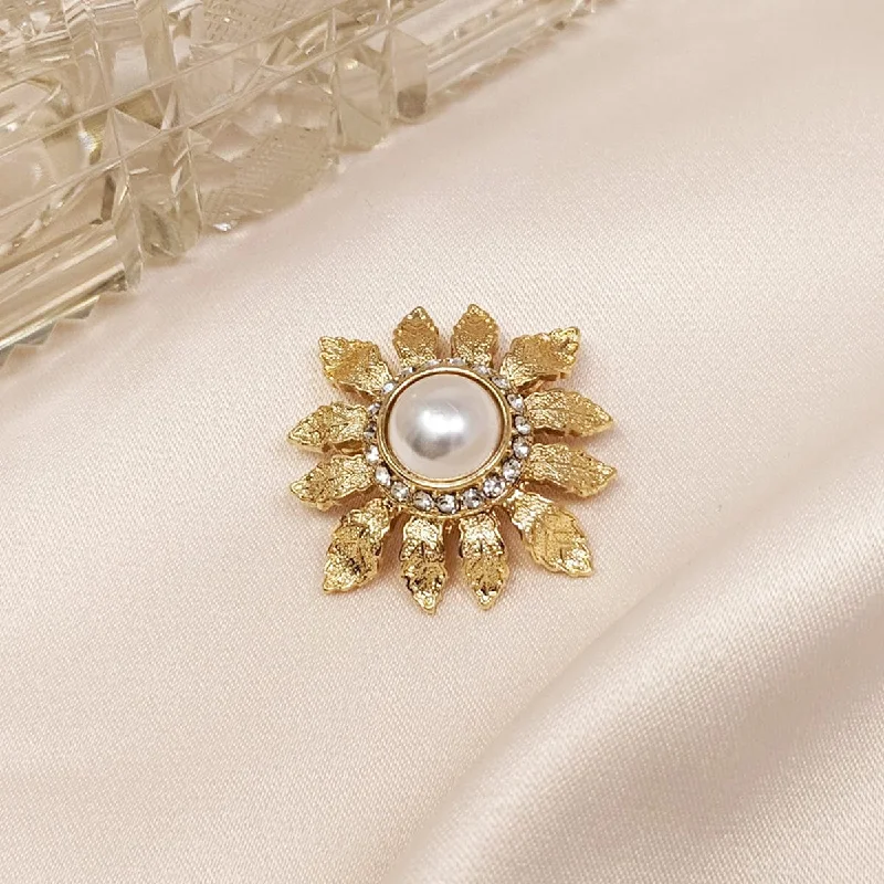 Large Drop Earrings for Fashion-Sunflower 50s brooch : Pearl and Gold